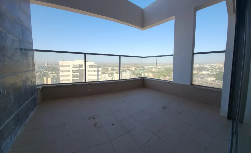 בקריית גת תמונה של השכונה תמונה של המרפסת
